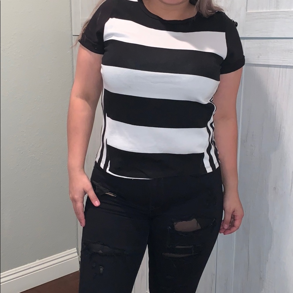 Black and white top